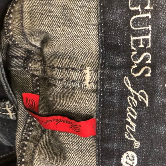 Guess Jeans Size 27 - Picture 6 of 6